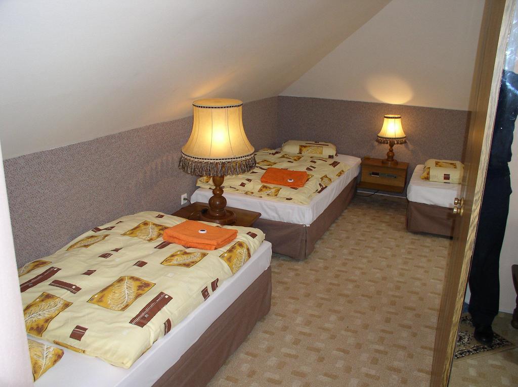 Penzion Rozkos Průhonice Habitación foto